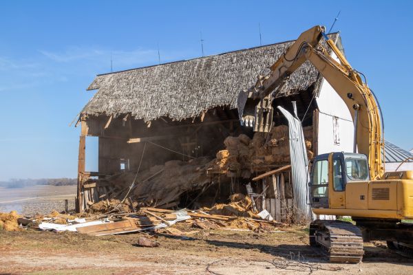Barn Demolition in Simi Valley